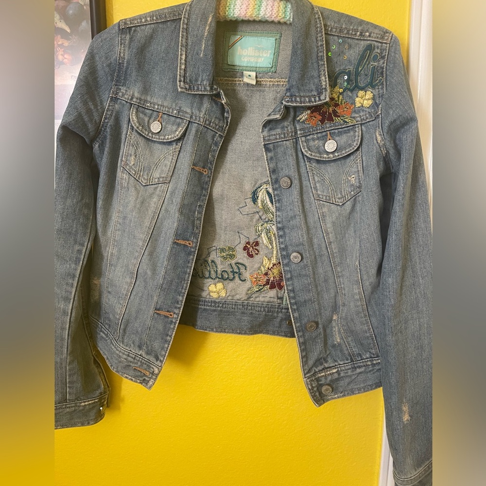 Hollister Crop Cali Denim Jean Jacket Sml sequin Beaded Embroidered Y2K Distress